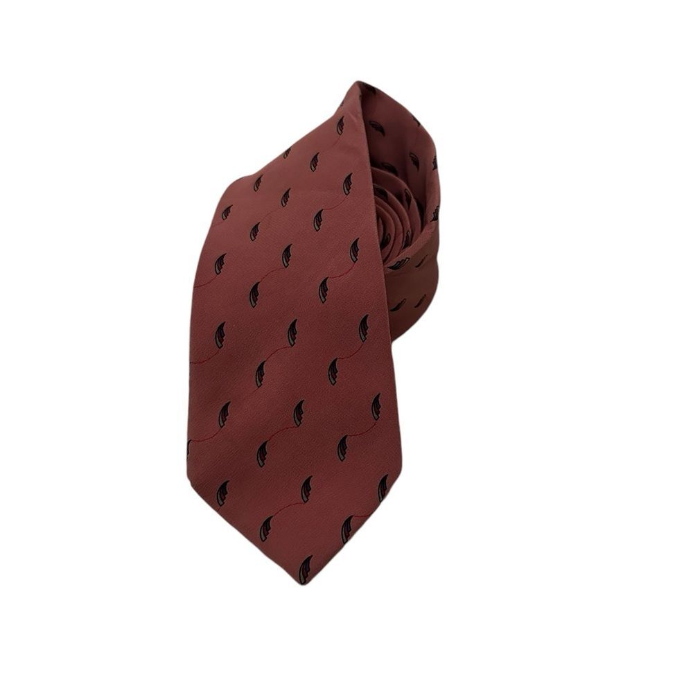 Enrico Guccini 100% All Silk Hand Made in Italy Length 56 1/2”